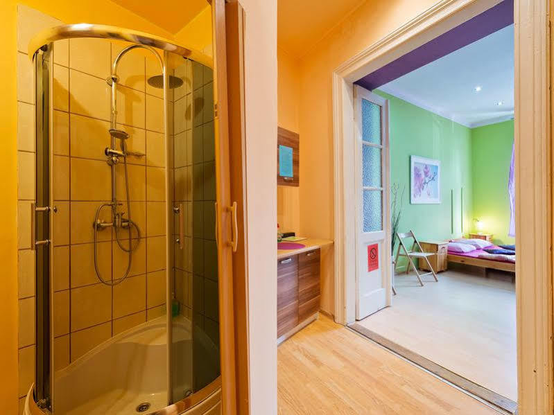 Hostel 70S Kraków Zewnętrze zdjęcie